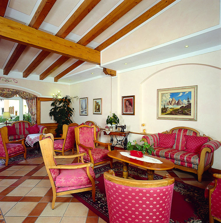 Hotel Des Alpes Molveno Luaran gambar